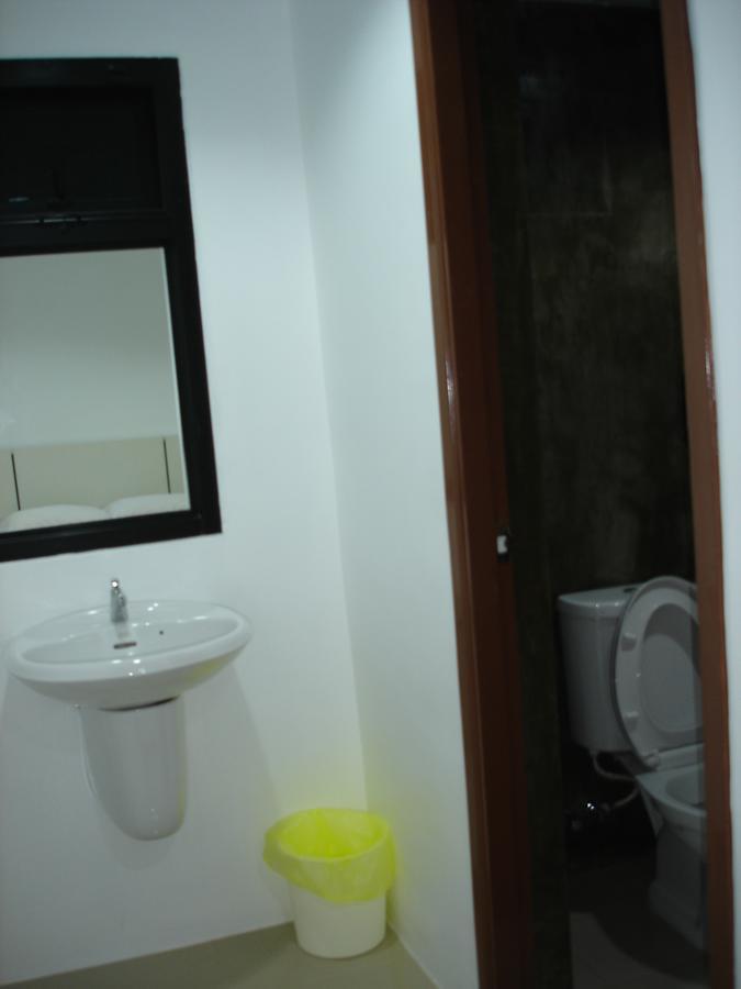 Rak Khun Hostel Chiang Mai Esterno foto