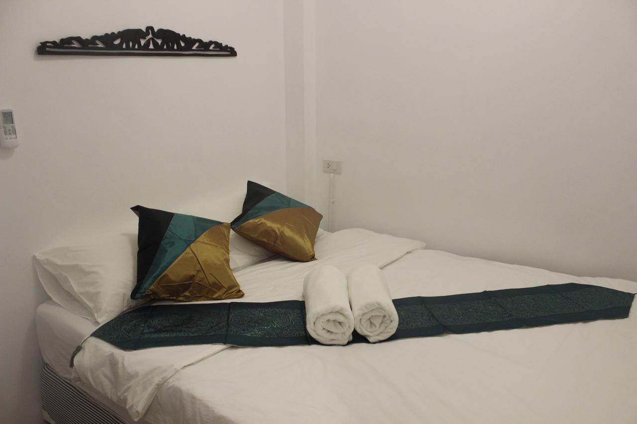 Rak Khun Hostel Chiang Mai Esterno foto