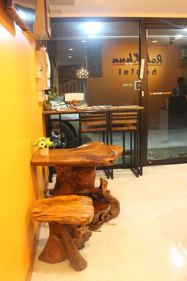 Rak Khun Hostel Chiang Mai Esterno foto